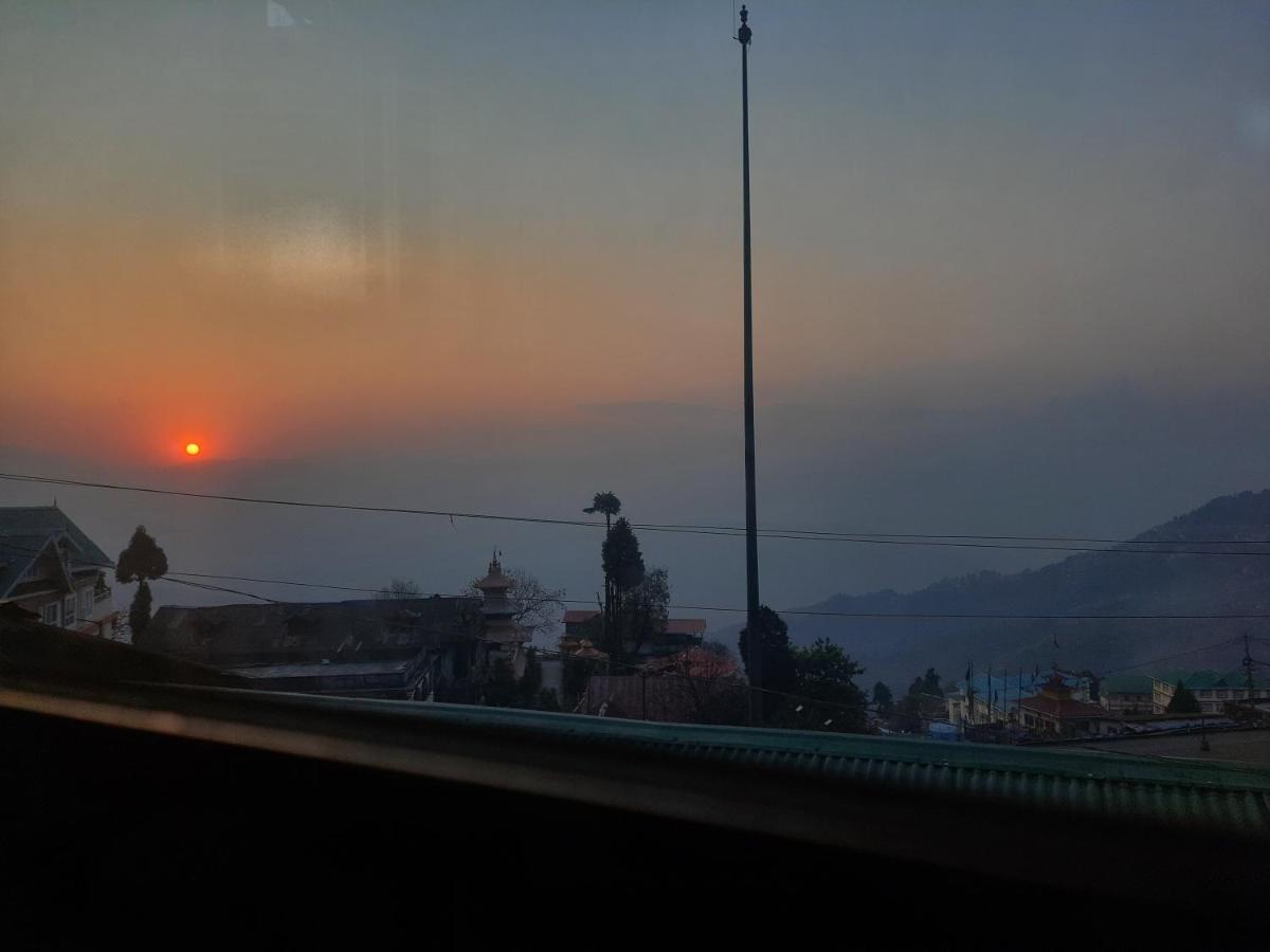 Neora Backpackers Hostel Darjeeling  Exterior photo